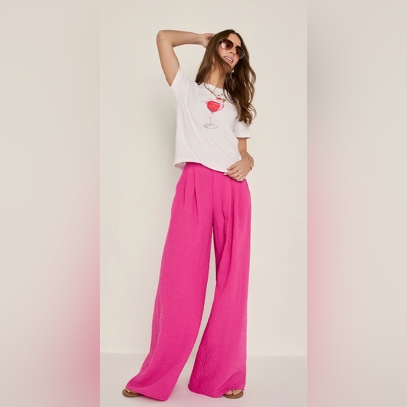 Francesca's Collections White Tee with Strawberry Wine Graphic - Picture 2 of 10